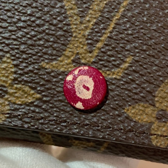 authentic LOUIS VUITTON monogram key holder - Picture 9 of 13